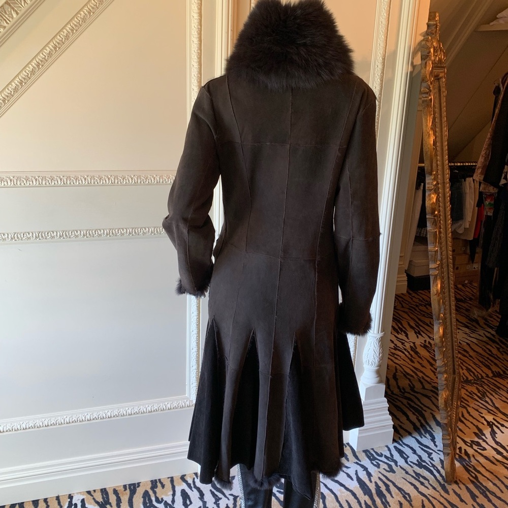 Black knee length reversible fur coat - Picture 4 of 5